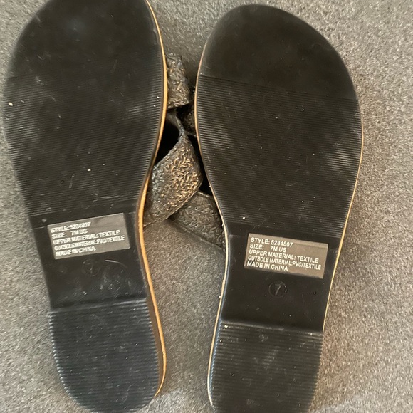 Sandals - Picture 2 of 2